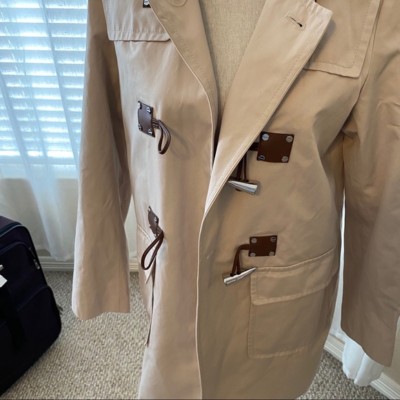 Michael Kors trench coat - Picture 2 of 7